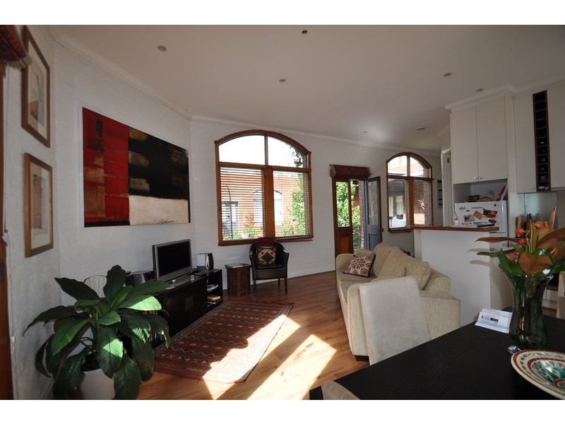 25 Queensberry Place, Carlton VIC 3053