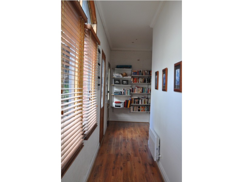 25 Queensberry Place, Carlton VIC 3053