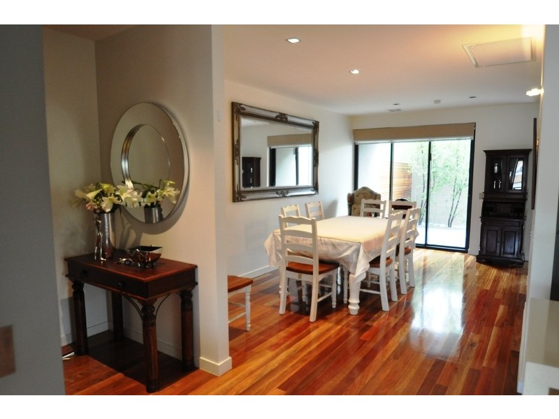 220 The Esplanade, Brighton VIC 3186