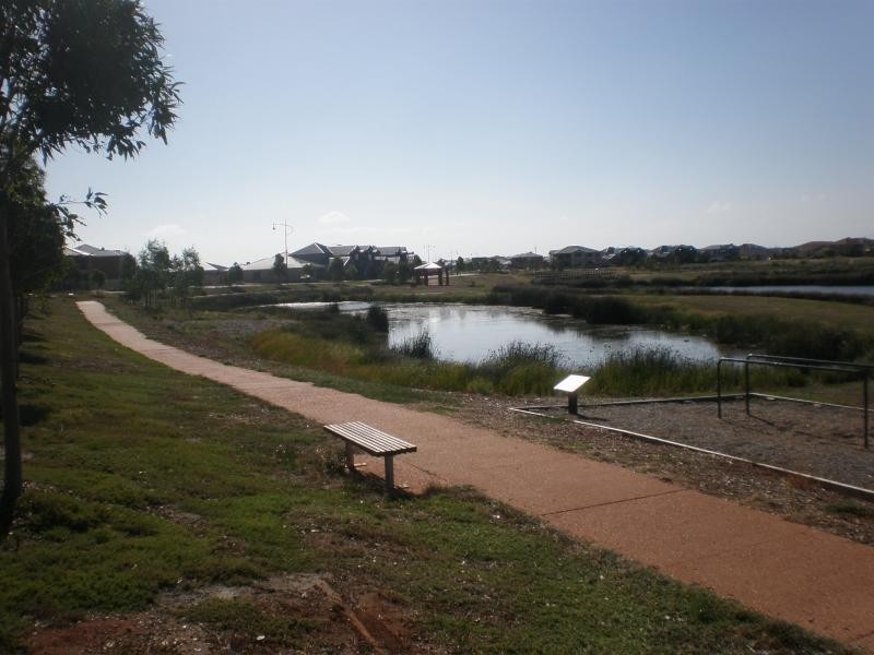 1/15 San Sebastian Drive, Point Cook VIC 3030