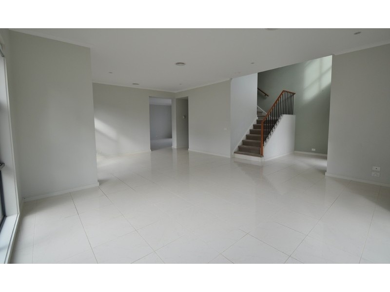 11 San Lorenzo Court, Heatherton VIC 3202