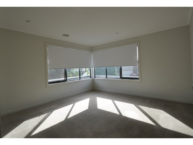 11 San Lorenzo Court, Heatherton VIC 3202