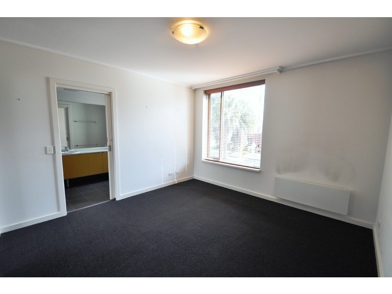 149 Beach Street, Port Melbourne VIC 3207