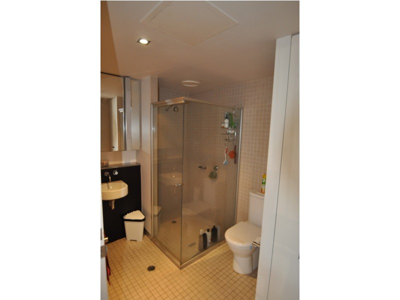 G04/15 Pickles Street, Port Melbourne VIC 3207