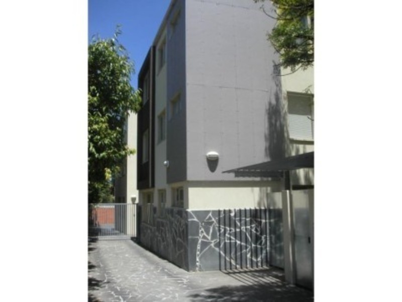 10/372 Toorak road, South Yarra VIC 3141