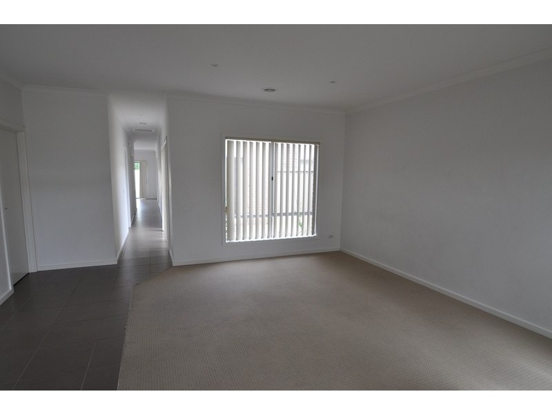 3 Gibralter Gardens, Point Cook VIC 3030