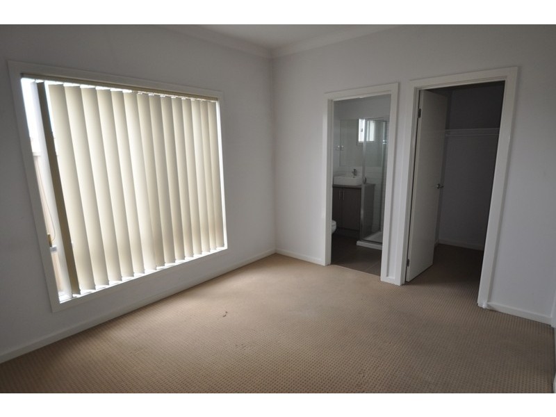 3 Gibralter Gardens, Point Cook VIC 3030