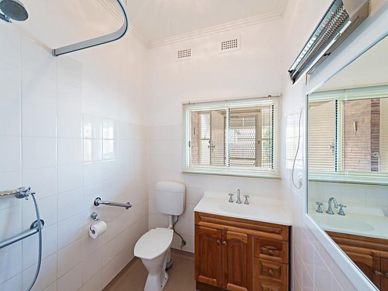 5 Boronia Street, Pascoe Vale South VIC 3044