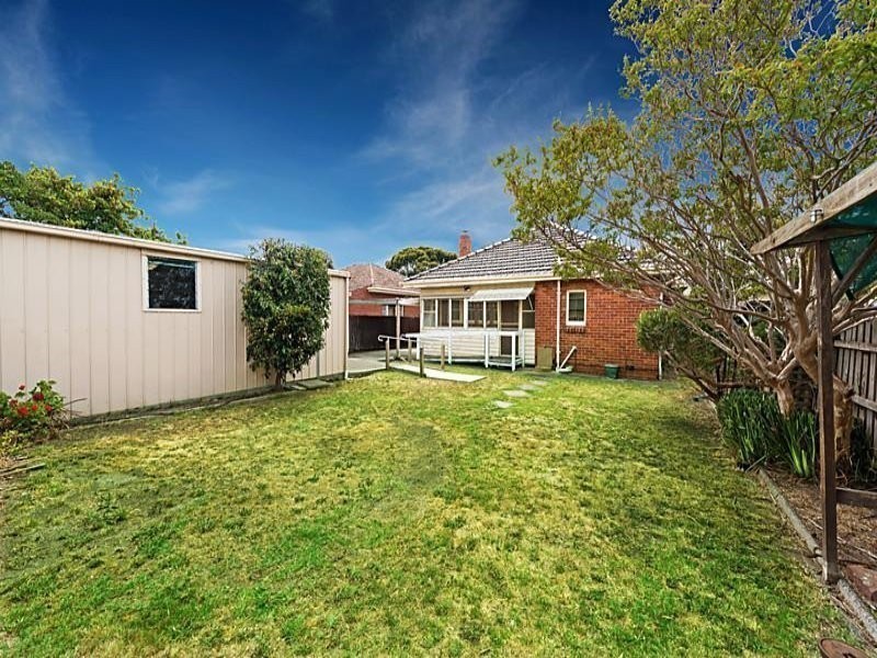 5 Boronia Street, Pascoe Vale South VIC 3044