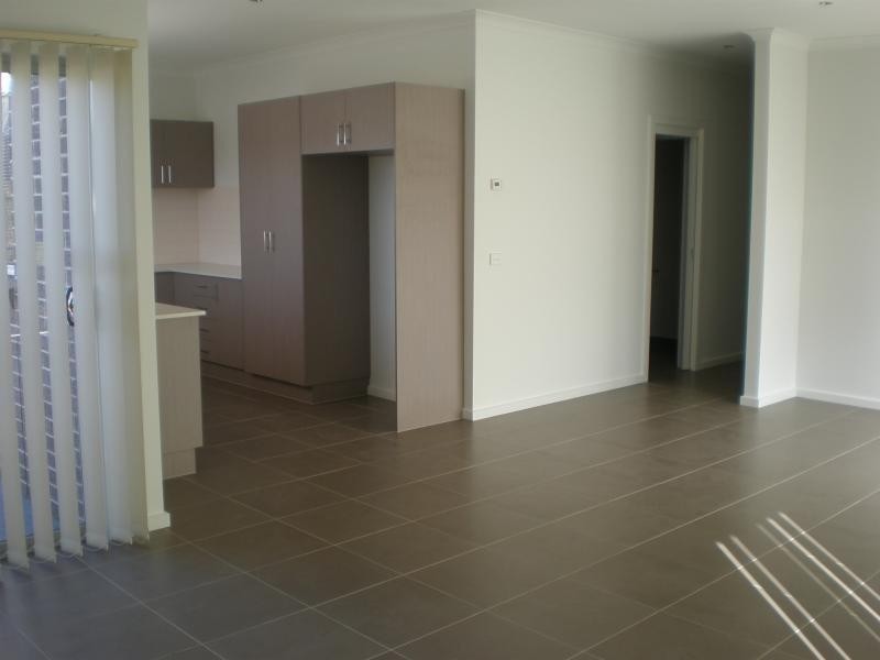 3/23 Tenerrife Crescent, Point Cook VIC 3030