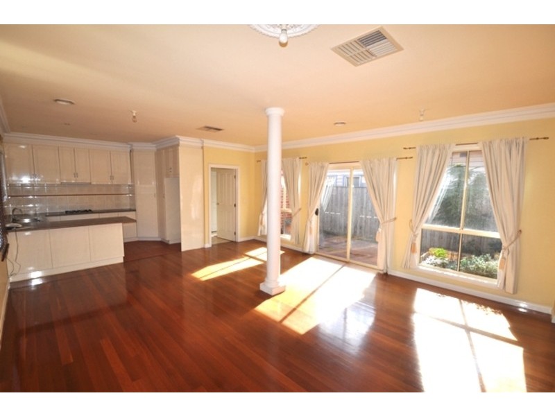 1/32 Severn Street, Yarraville VIC 3013