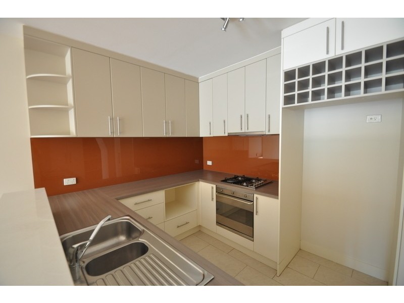 3/43-49 Rossyln Street, North Melbourne VIC 3051