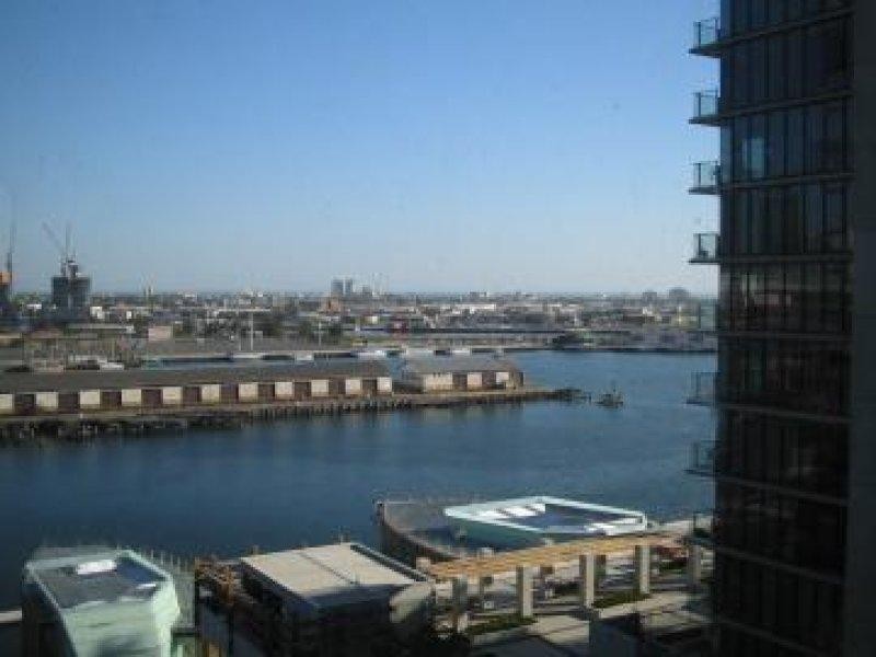 5 Caravel Lane, Docklands VIC 3008