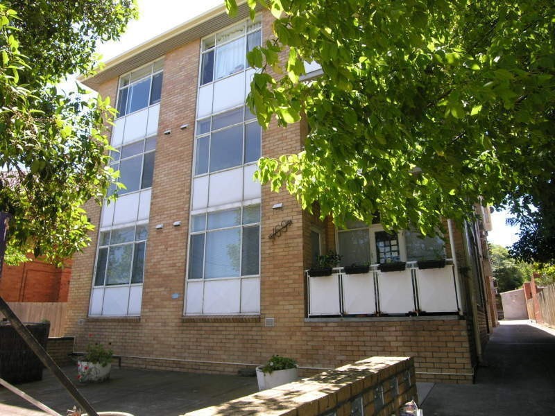 2/169  Glen Huntly Road, Elwood VIC 3184
