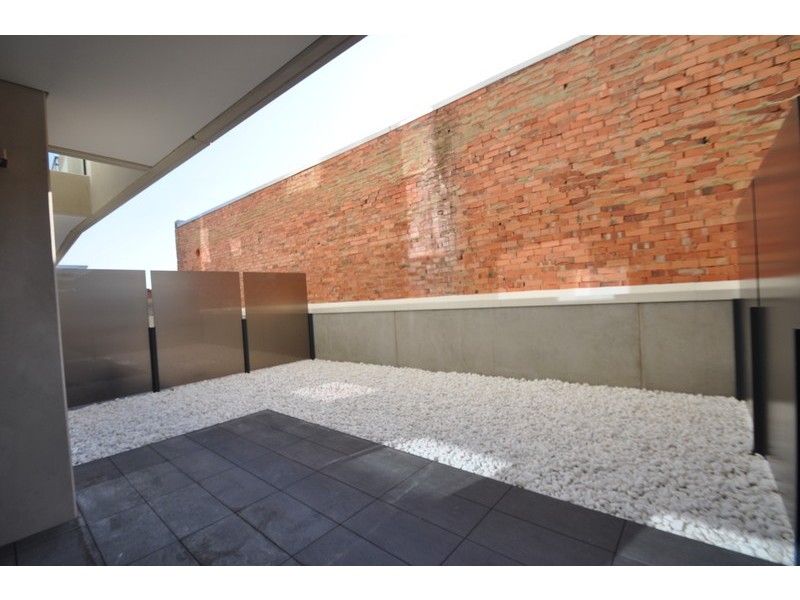 132 Commercial Road, Prahran VIC 3181
