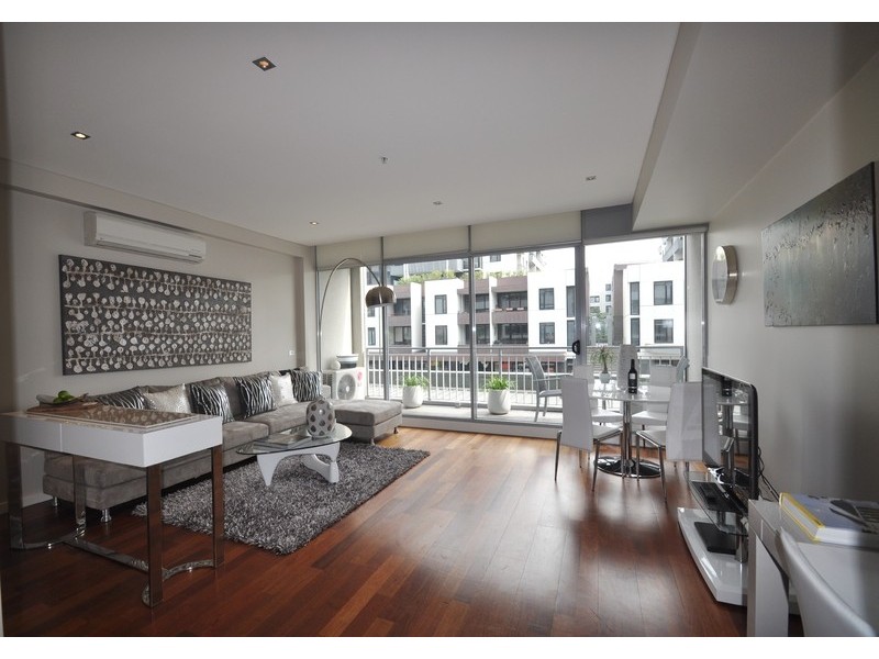 84 Bay Street, Port Melbourne VIC 3207
