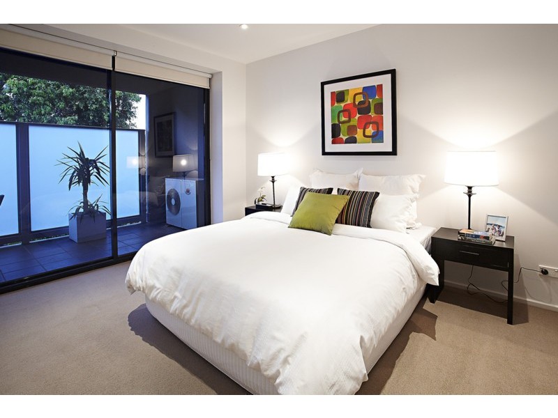 348 Beaconsfield Parade, St Kilda West VIC 3182