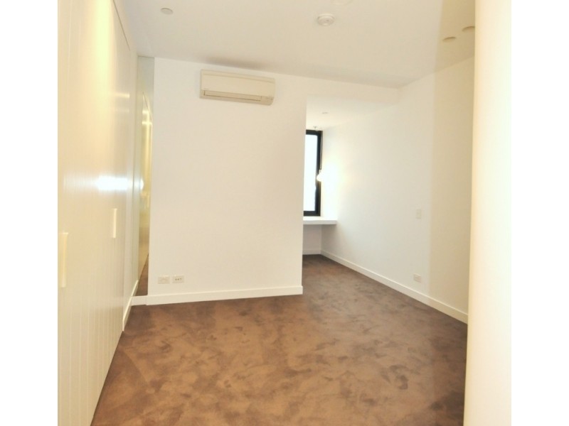1006/18-24 Dorcas Street, South Melbourne VIC 3205