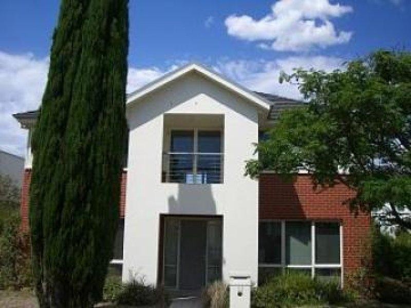 11 St Andrews Drive, Heatherton VIC 3202