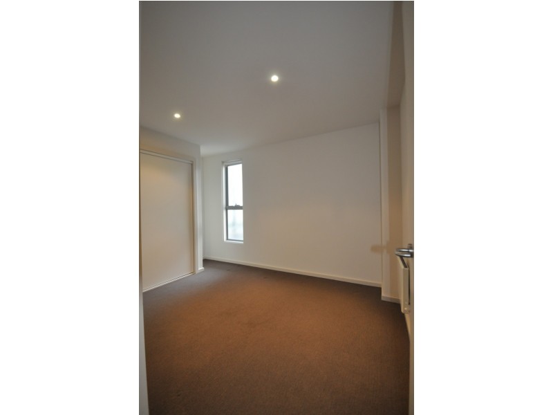 23/44 Everard Street (Cnr Essex St), West Footscray VIC 3012