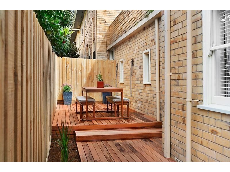 1/56 Windsor Crescent, Surrey Hills VIC 3127