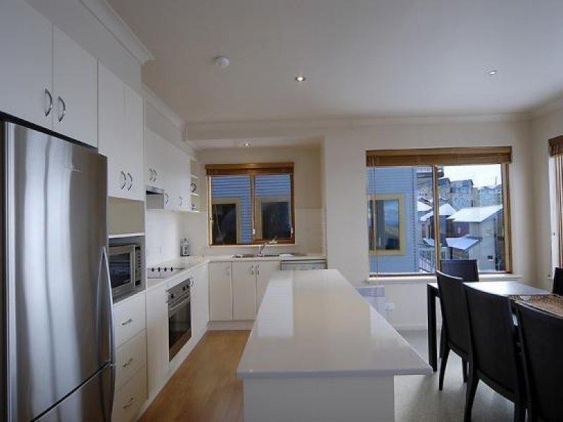 100 Great Alpine Road, Mount Hotham VIC 3741