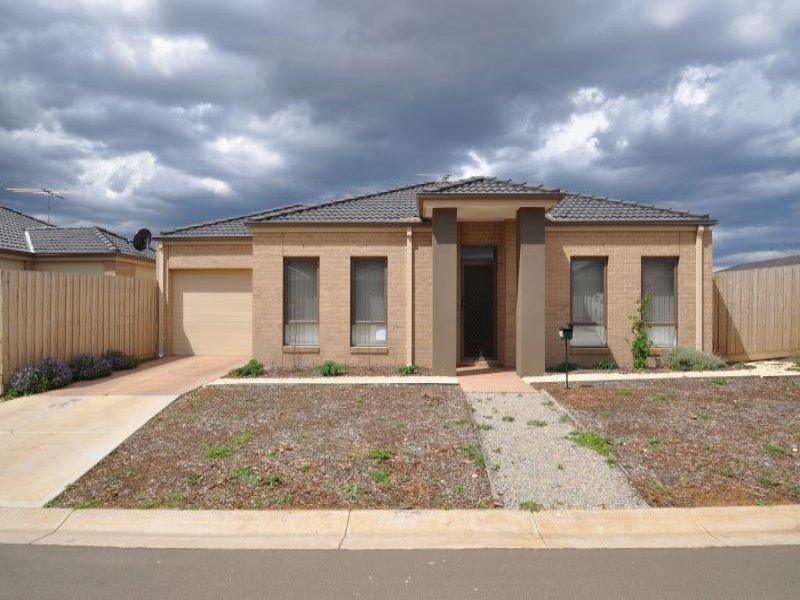 13 San Sebastian Drive, Point Cook VIC 3030