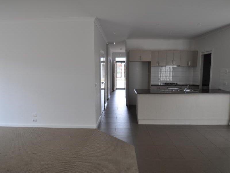 13 San Sebastian Drive, Point Cook VIC 3030