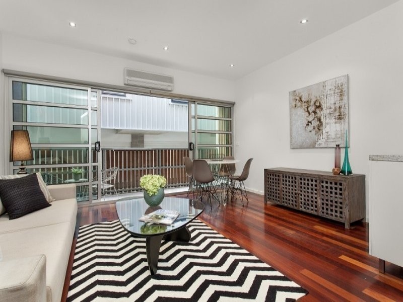 6/12-24 Tyrone Street, North Melbourne VIC 3051