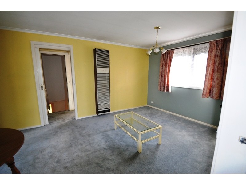 22 Radleigh Drive, Wheelers Hill VIC 3150