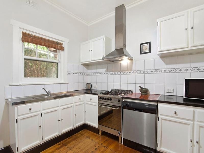 5/6 West Beach Road, St Kilda VIC 3182