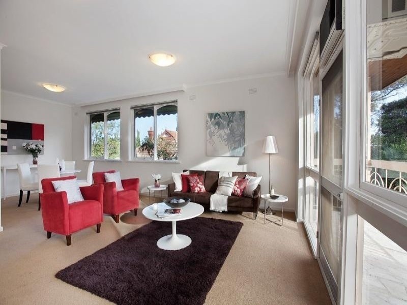 2/23 Wanda Road, Caulfield North VIC 3161