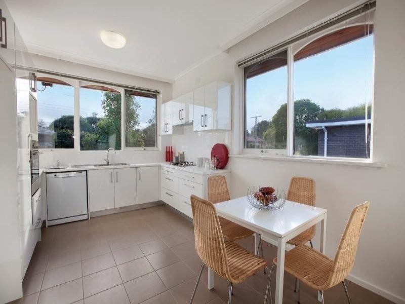 2/23 Wanda Road, Caulfield North VIC 3161