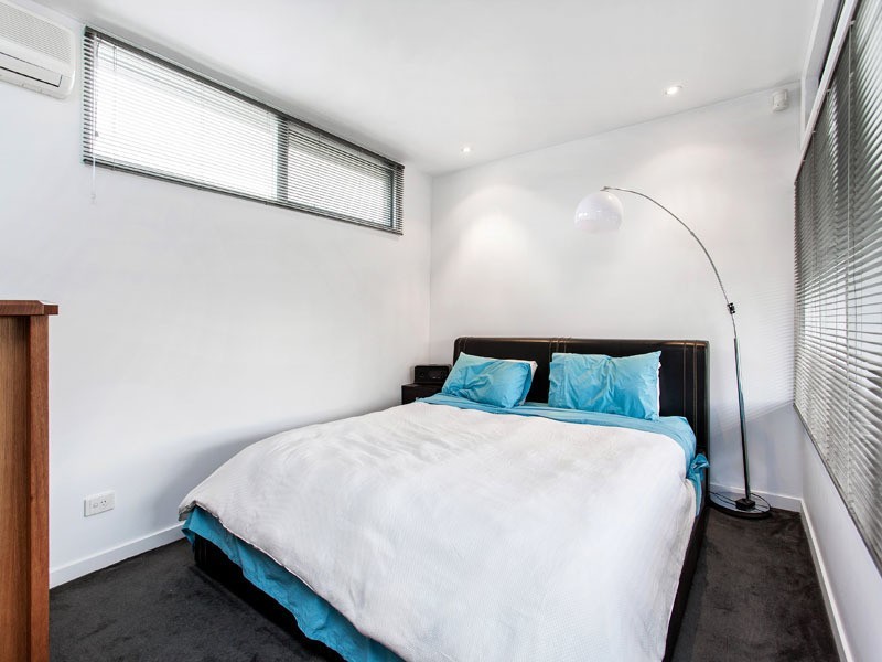2/23 Foster Street, St Kilda VIC 3182
