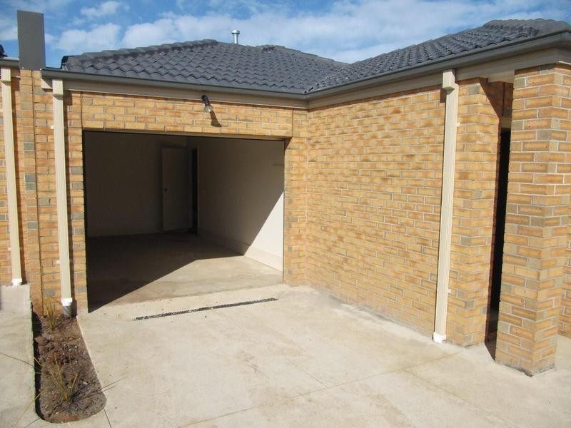 4 Black Night Way, Kurunjang VIC 3337