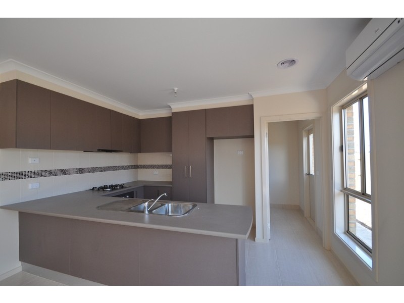 4 Black Knight Way, Kurunjang VIC 3337