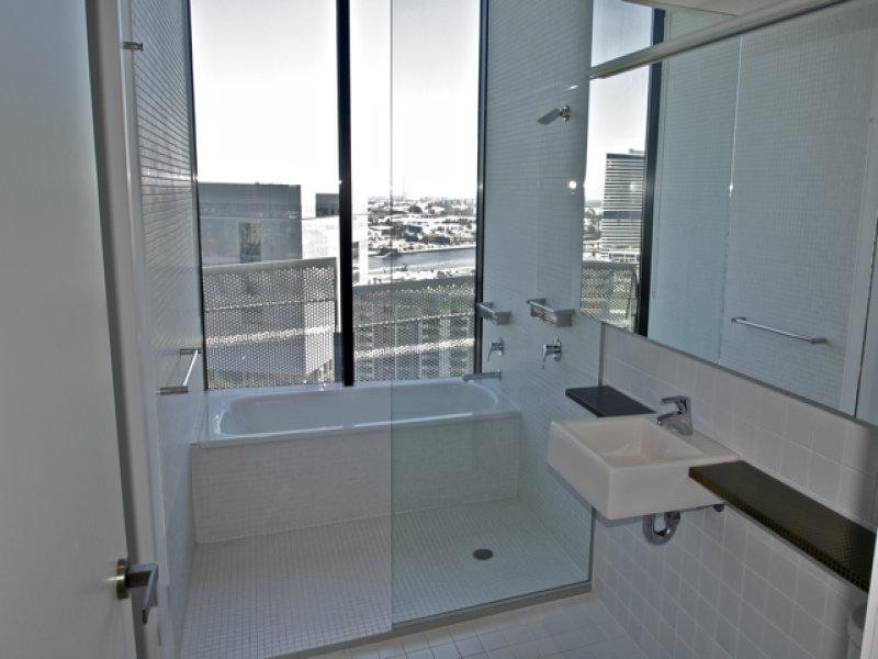 8 Waterview Walk, Docklands VIC 3008