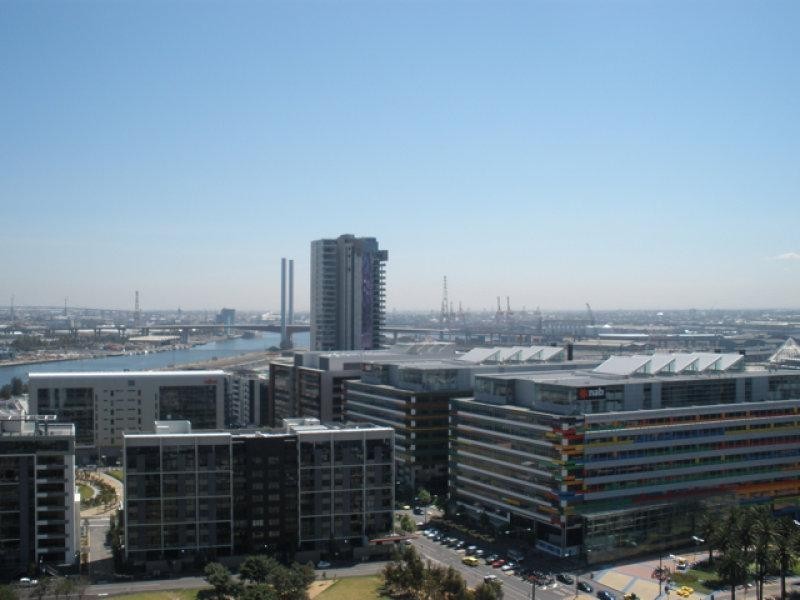 8 Waterview Walk, Docklands VIC 3008