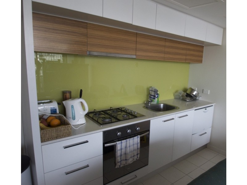 1414/100 Harbour Esplanade, Docklands VIC 3008