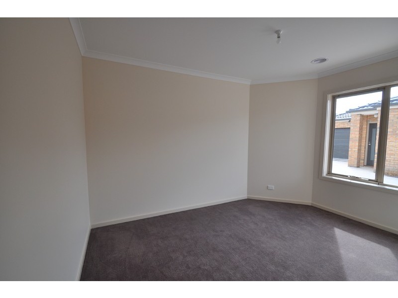 4 Black Knight Way, Kurunjang VIC 3337