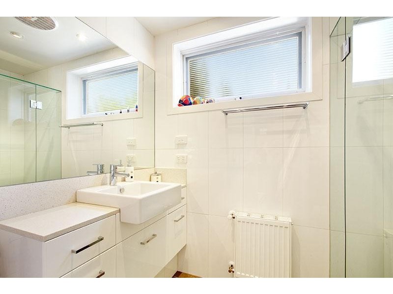 14 Westbury Street, St Kilda East VIC 3183