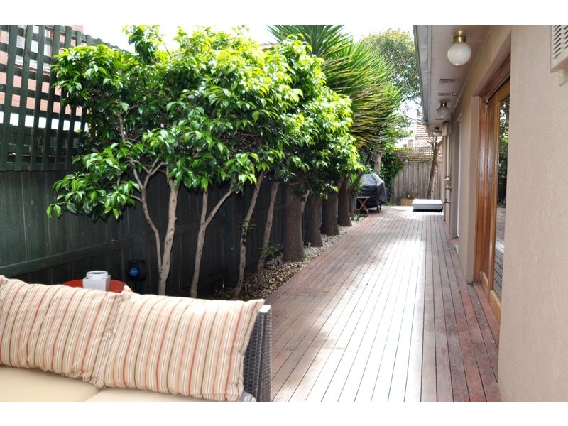 81 Westbury Street, St Kilda East VIC 3183