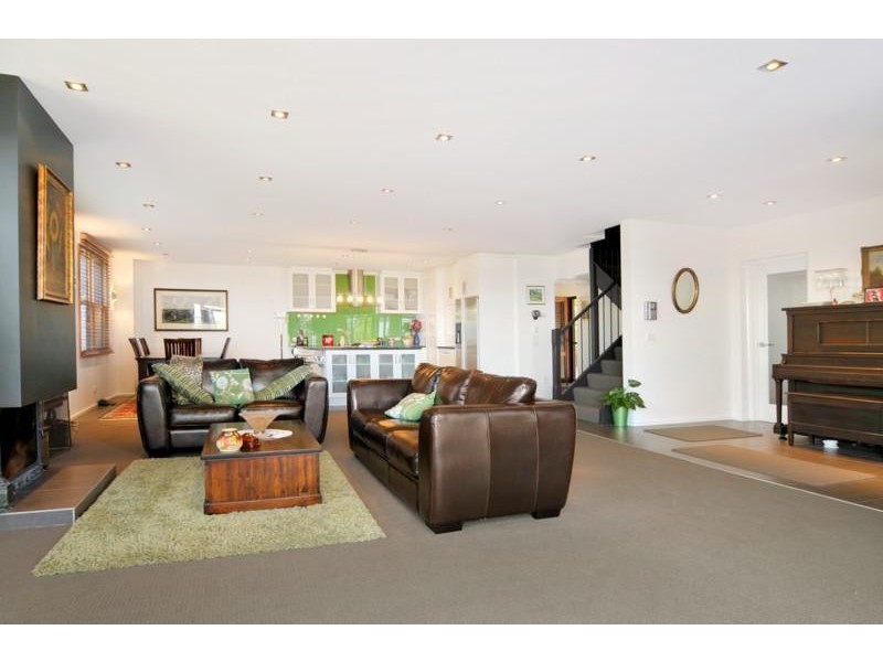 10 Hyton Crescent, Kew VIC 3101