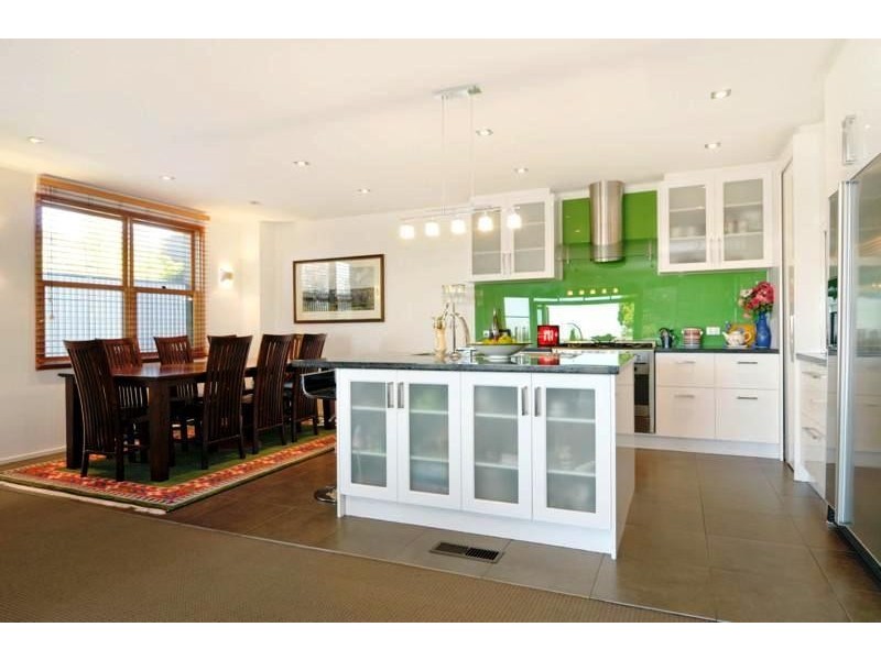 10 Hyton Crescent, Kew VIC 3101