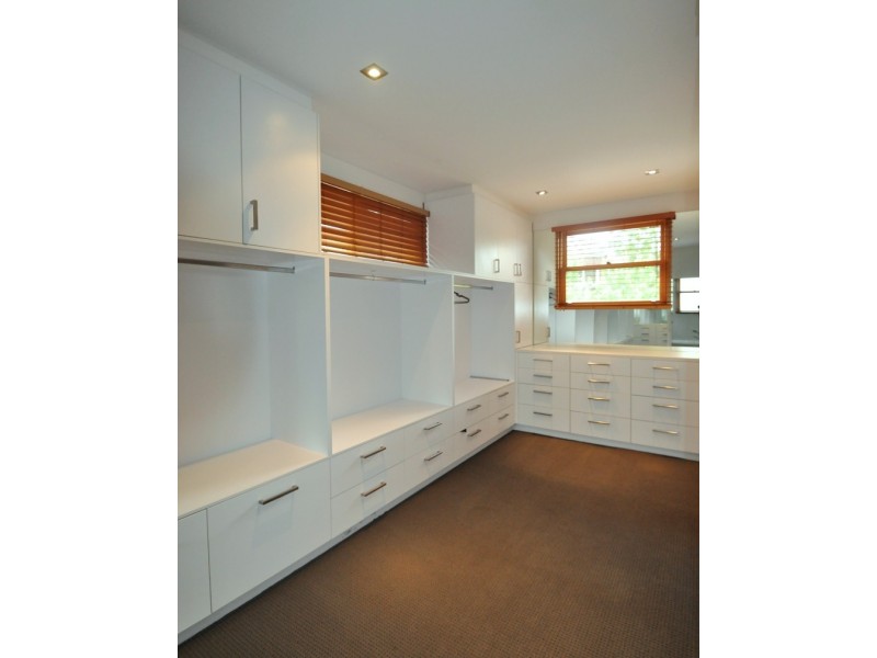 10 Hyton Crescent, Kew VIC 3101