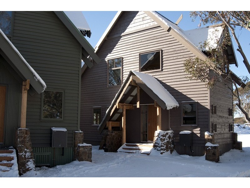 2 Sugarmat Lane, Dinner Plain VIC 3898