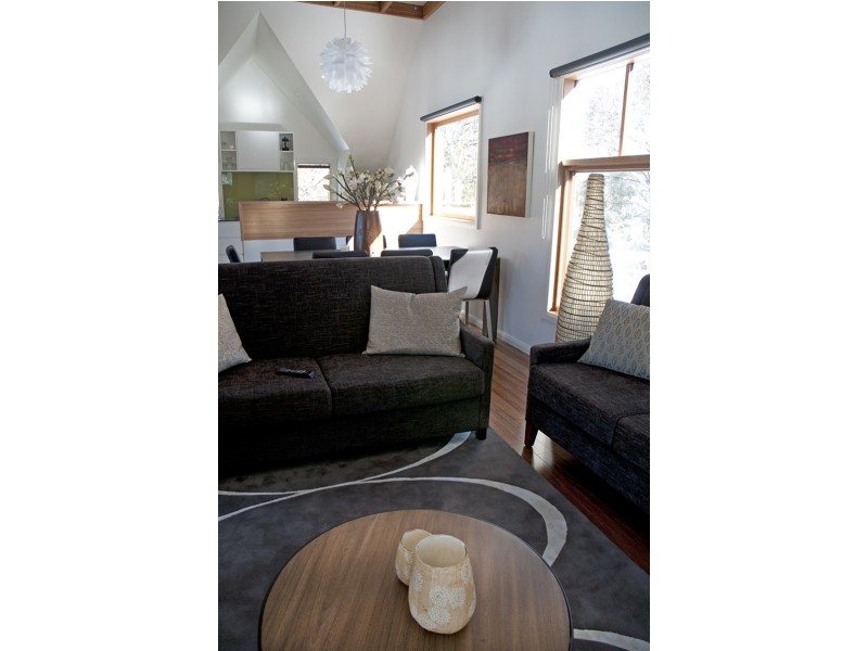 2 Sugarmat Lane, Dinner Plain VIC 3898