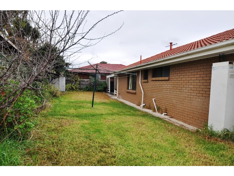 16 Tarlee Drive, Albanvale VIC 3021