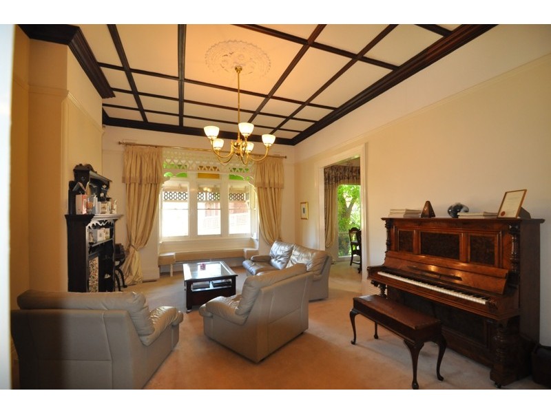1 Montrose Street, Surrey Hills VIC 3127