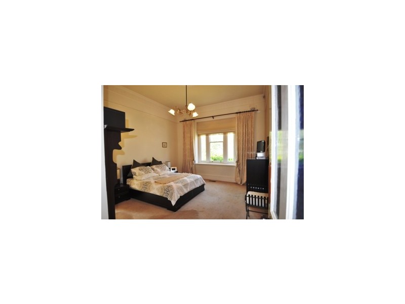 1 Montrose Street, Surrey Hills VIC 3127